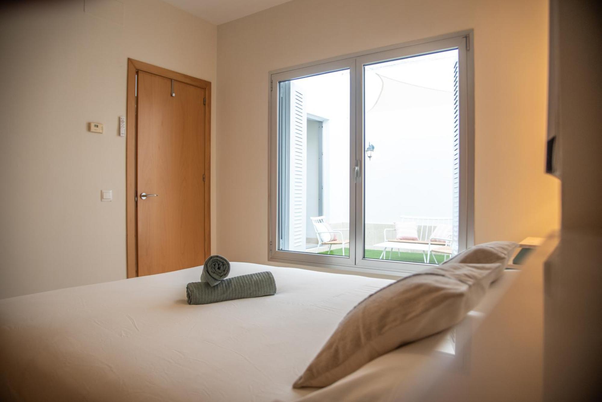 Tentudia Charming Apartments With Private Roof-Top Or Patio In San Bernardo By Ocityzen Seville Luaran gambar