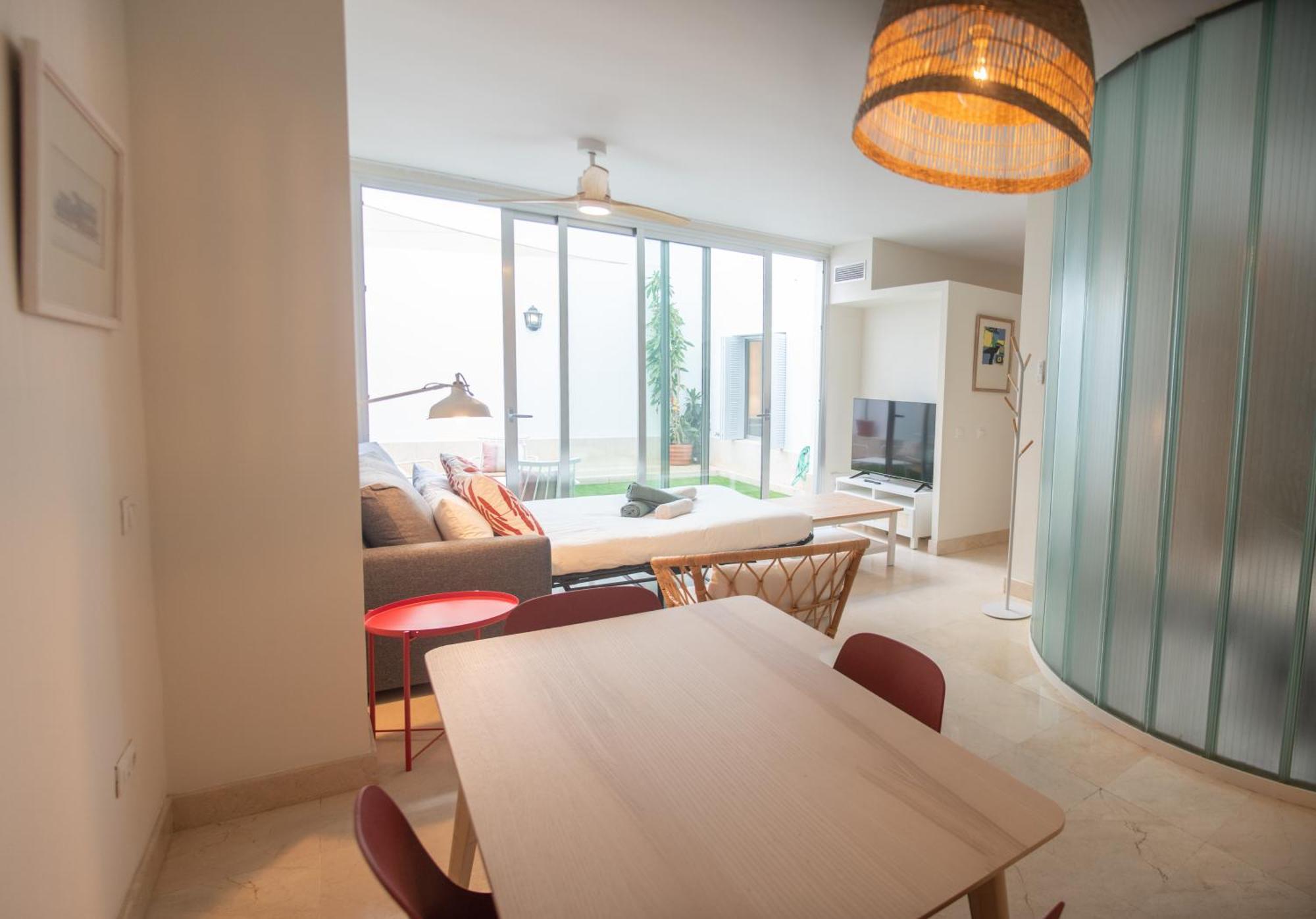 Tentudia Charming Apartments With Private Roof-Top Or Patio In San Bernardo By Ocityzen Seville Luaran gambar