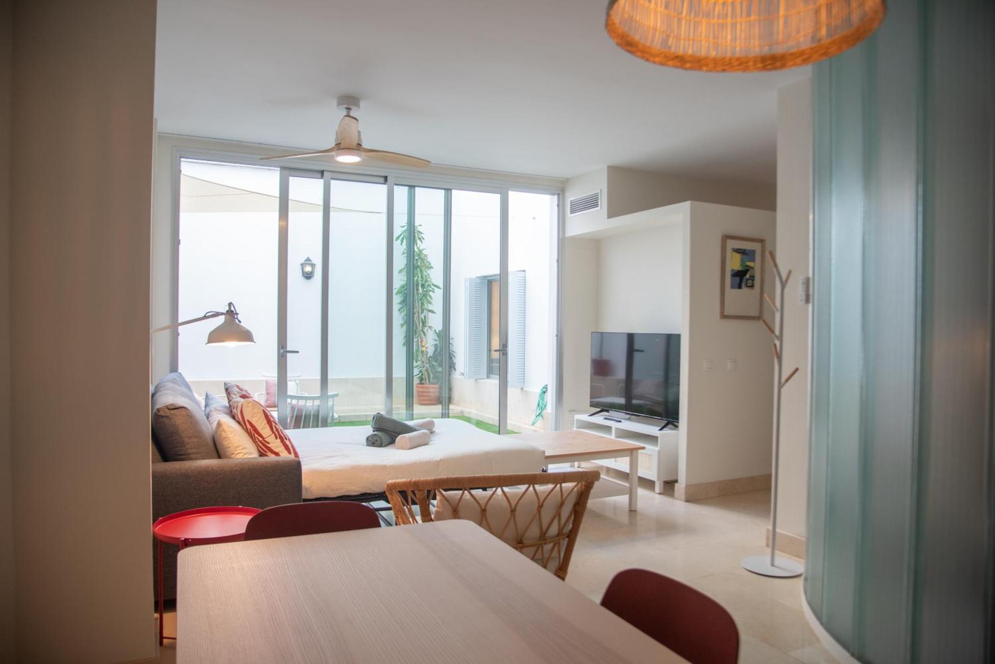 Tentudia Charming Apartments With Private Roof-Top Or Patio In San Bernardo By Ocityzen Seville Luaran gambar