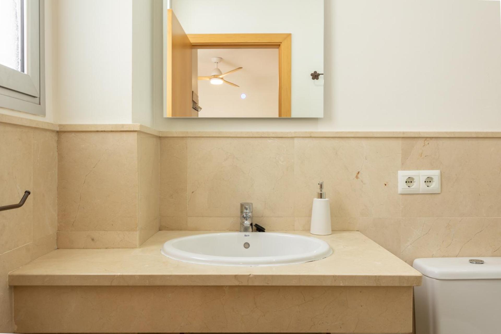 Tentudia Charming Apartments With Private Roof-Top Or Patio In San Bernardo By Ocityzen Seville Luaran gambar